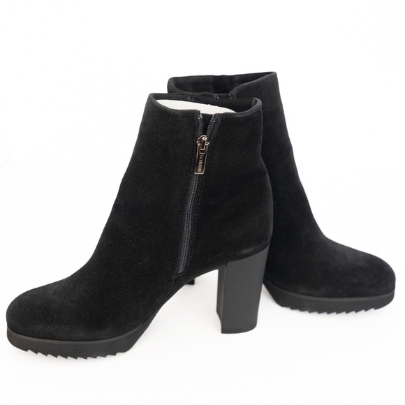 La Canadienne. Women's Myranda Bootie. - Picture 8 of 14